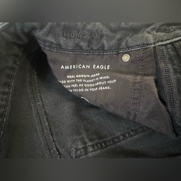 Distressed American Eagle Mom Jean Sz. 6-reg - Picture 5 of 11